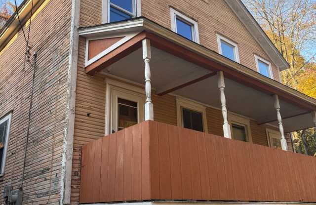 241-243 Baker St Aliquippa, PA 15001 photos photos