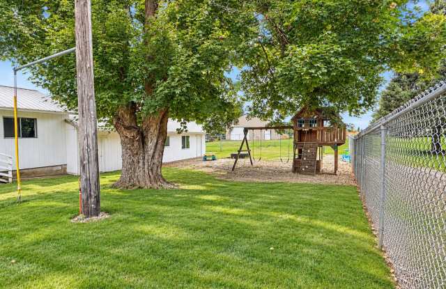 Spacious 4-Bedroom, 2.5-Bath Home in Spokane Gallery 4