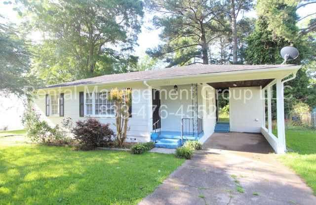 New On The Market with GREAT FEATURES! Better Hurry To See This One!! photos photos