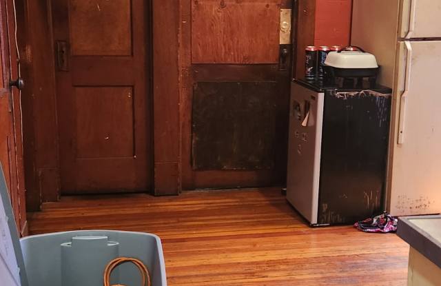 264 Ontario St, 2nd Fl photos photos