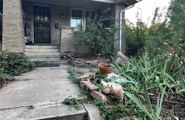 LONG REALTY AND PROPERTY MANAGEMENT- 3 BED 1 BATH SINGLE FAMILY IN THE HEART OF DENVER photos photos
