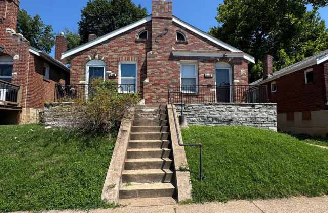 A Must See! - 6453 Hoffman Avenue, St. Louis, MO 63139