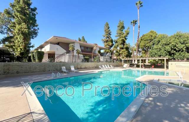 2875 N Los Felices Rd photos photos