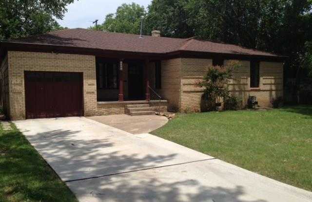 1121 E Louisiana - 1121 East Louisiana Street, Norman, OK 73071