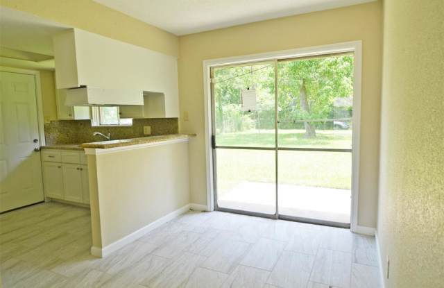 8406 Banting Street Gallery 4
