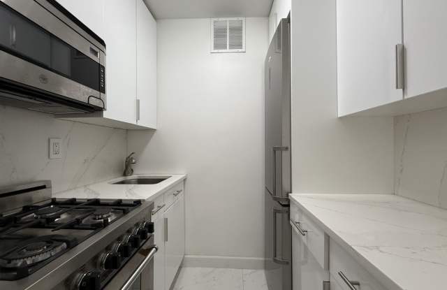 411 East 53rd Street Gallery 2