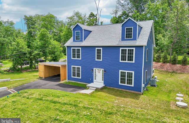 40 CREEK Road photos photos