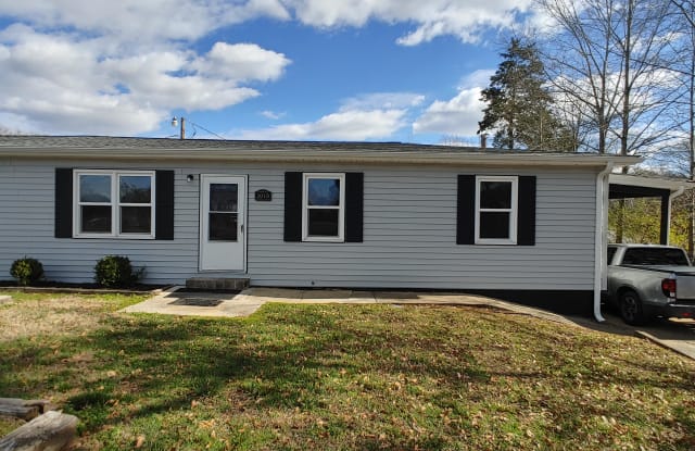 201 Morton Avenue - B - 201 State Road S-23-422, Simpsonville, SC 29681