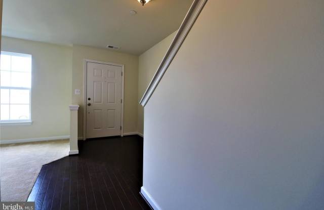 6303 POSEY ST Gallery 2