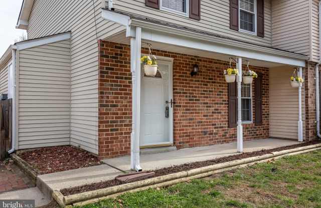 7967 ELVATON ROAD Gallery 4