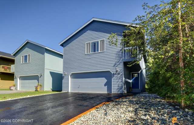 8736 Cross Pointe Loop Gallery 1