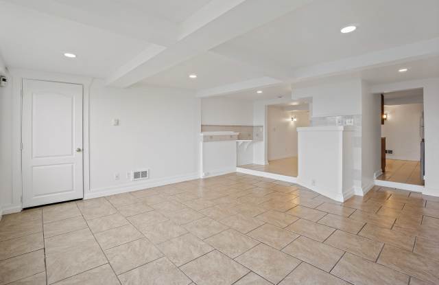 2136 Alki Avenue Southwest#102 Gallery 3