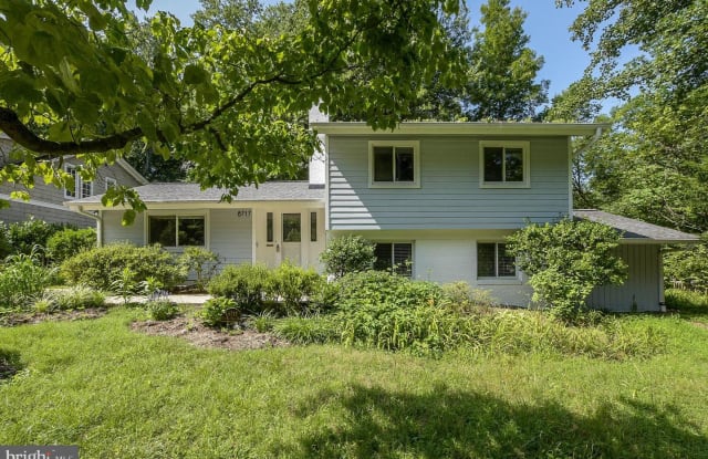 8717 FALLEN OAK DR - 8717 Fallen Oak Drive, Bethesda, MD 20817