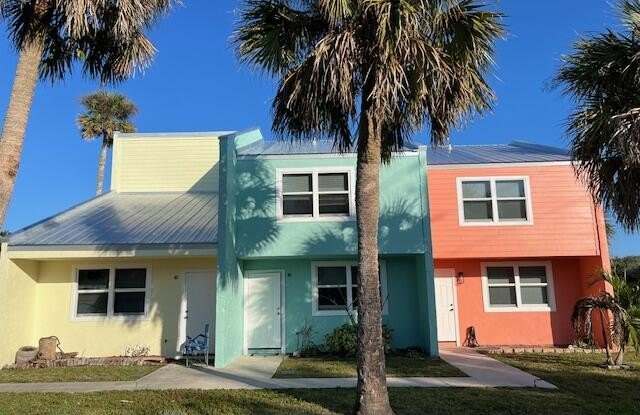 1000 Shorewinds Drive photos photos
