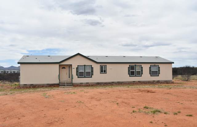 8704 E Hoyt Lane - 8704 E Hoyt Ln, Cochise County, AZ 85615
