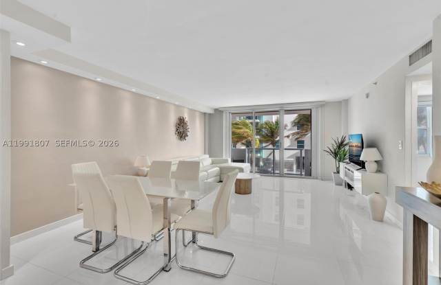 9195 Collins Ave Gallery 4