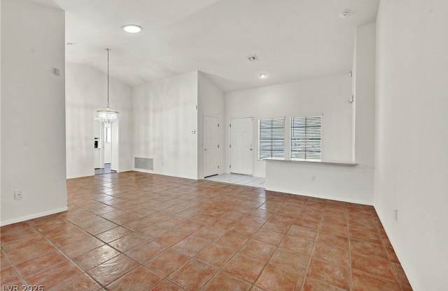 2708 Youngdale Drive Gallery 2