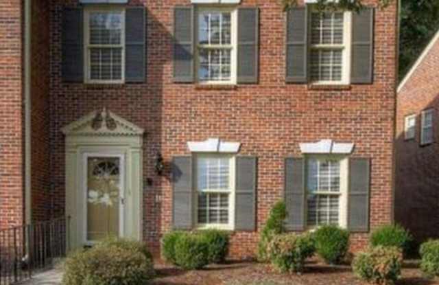 603 E Mountcastle Dr photos photos