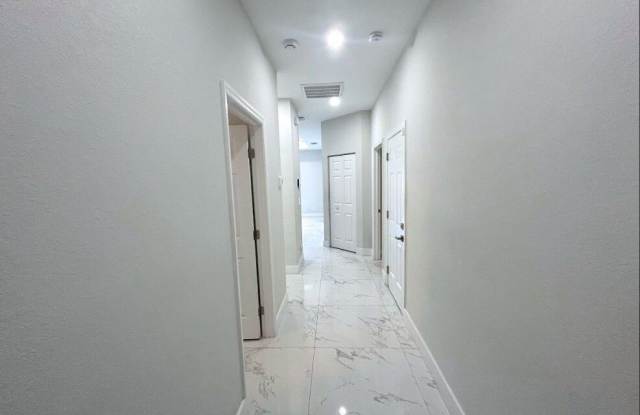 398 Pennfield Avenue photos photos