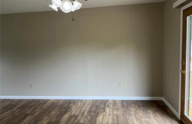 3211 College Avenue Gallery 3
