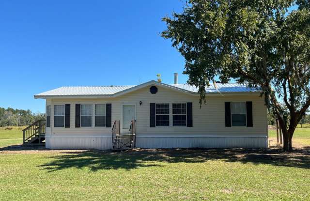 3 Bedroom 2 Bath home on 1 acre in Wellborn - 8886 47th Drive, Suwannee County, FL 32060