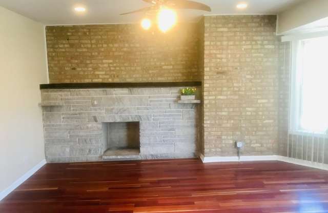 7840 South East End Avenue Gallery 3