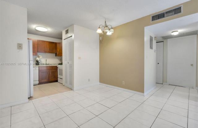 2651 Riverside Dr Gallery 4