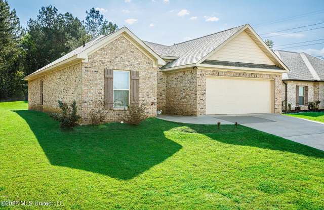 554 Birchwood Boulevard Gallery 3