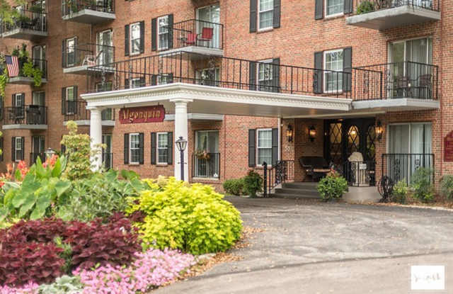 Algonquin Apartments Gallery 1