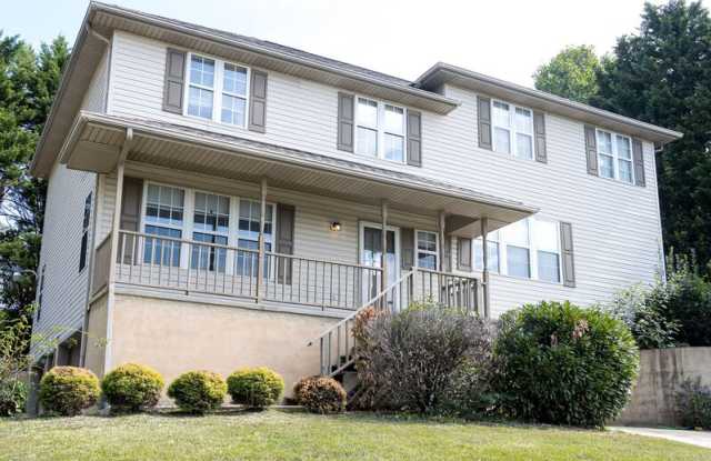 5437 Blue Oak Drive - 5437 Blue Oak Drive, Harrison, TN 37416