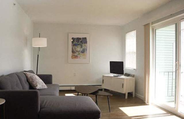 Island Creek - Oak - Affordable Housing Gallery 3