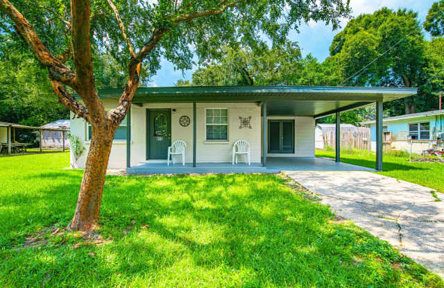 Freshly Remodeled 3 Bed Home in West Pensacola Gallery 1