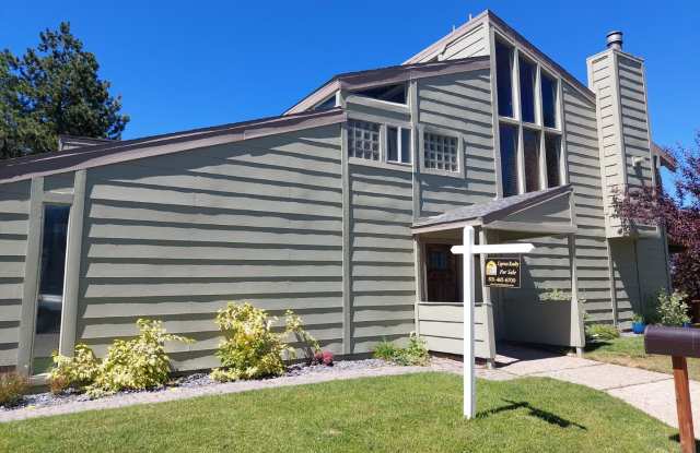 Monthly rental in the Tahoe Keys with boat dock - 448 Emerald Drive, South Lake Tahoe, CA 96150