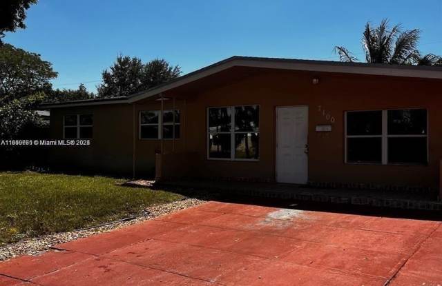 7100 Park St photos photos