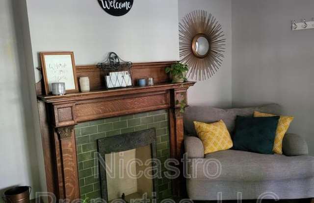 175 East Northwood Avenue Gallery 2