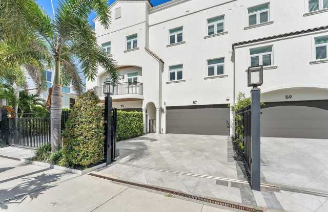 57 ISLE OF VENICE Drive Gallery 2