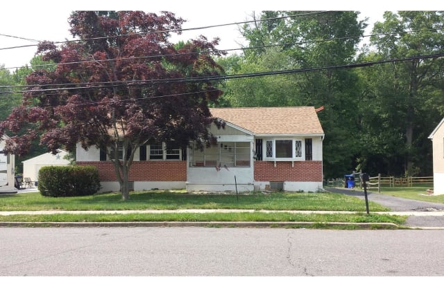 524 JEFFERSON STREET - 524 Jefferson Avenue, Delaware County, PA 19014