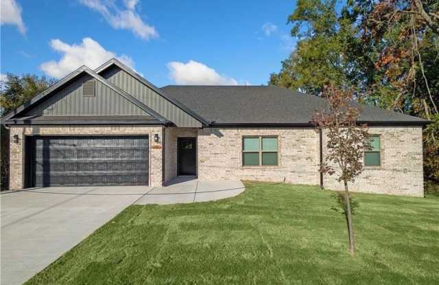 22 Magrath Lane - 22 Magrath Lane, Bella Vista, AR 72715