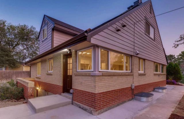 9560 W 38th Ave - 9560 West 38th Avenue, Wheat Ridge, CO 80033