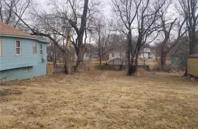 1909 Kansas Ave Gallery 3