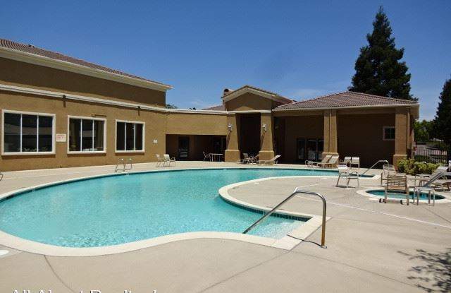 501 GIBSON DRIVE #2114 Gallery 2
