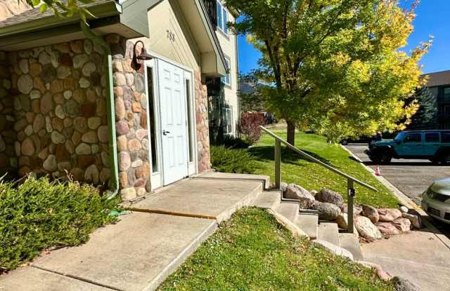 3 Bedroom 2 Bath Condo in New Castle Gallery 1