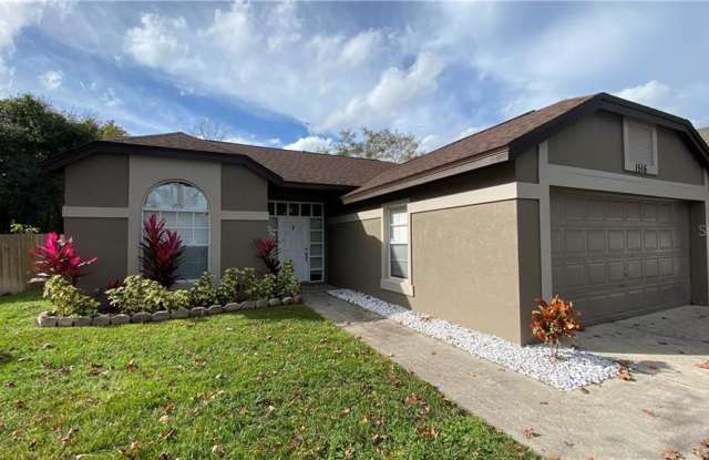 1516 CROSSWIND CIRCLE - 1516 Crosswind Circle, Alafaya, FL 32825