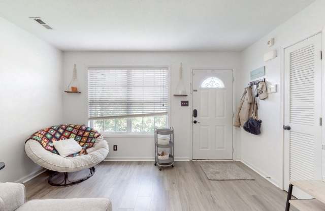 117 North Cavalcade Circle Gallery 2