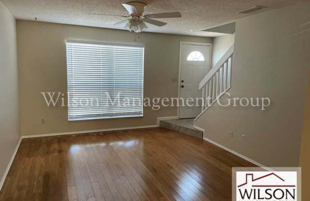 609 Casa Park Cir, Court A Gallery 2