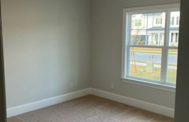 206 Grange Circle Gallery 4