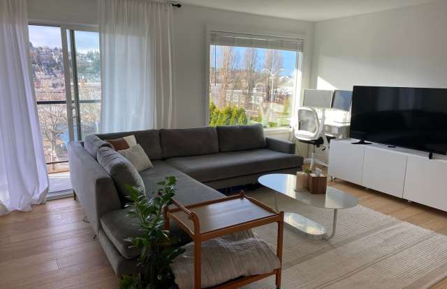 Queen Anne Condominium ~ Urban Terrace - 3420 15th Avenue West, Seattle, WA 98119