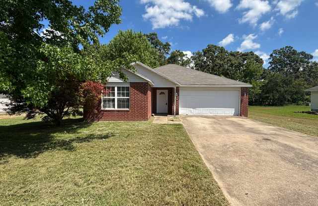 3-Bedroom, 2-Bathroom Single Family Home in Lincoln! photos photos