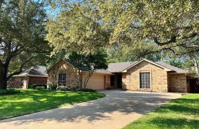 2224 Oak Bluff Drive - 2224 Oak Bluff Drive, Flower Mound, TX 75028