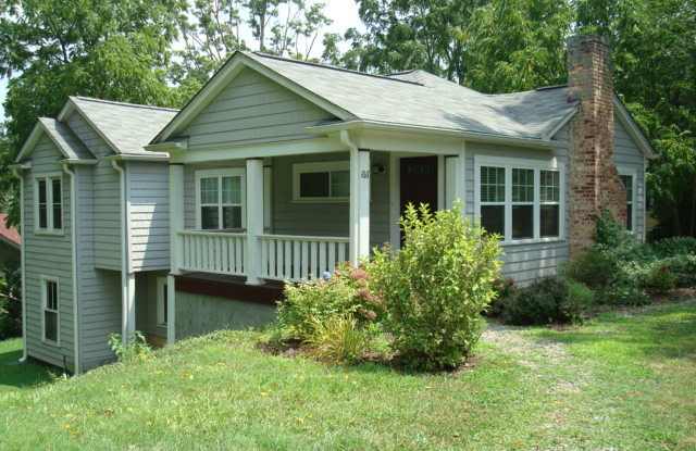 3 bedroom/ 2 bathroom home in West Asheville photos photos